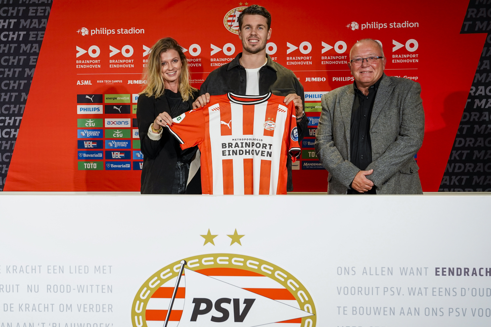 PSV huurt Marco van Ginkel voor de rest van het seizoen van Chelsea